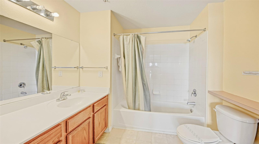 KISSIMMEE, Florida 34746, 4 Bedrooms Bedrooms, ,3 BathroomsBathrooms,Residential,For Sale,LODI,0,MFRO6407169