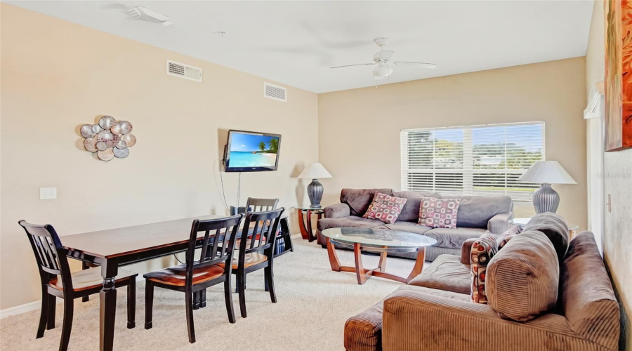 KISSIMMEE, Florida 34746, 4 Bedrooms Bedrooms, ,3 BathroomsBathrooms,Residential,For Sale,LODI,0,MFRO6407169