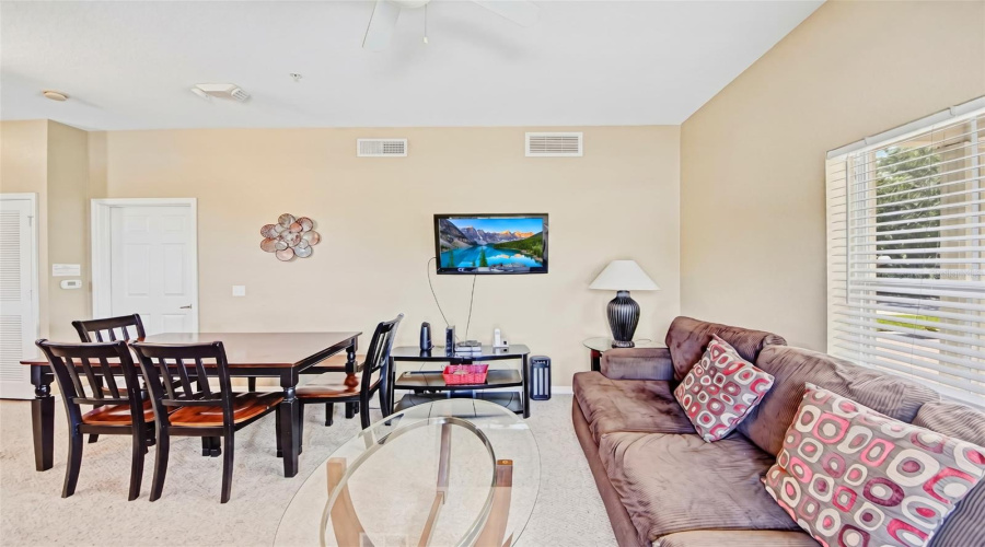 KISSIMMEE, Florida 34746, 4 Bedrooms Bedrooms, ,3 BathroomsBathrooms,Residential,For Sale,LODI,0,MFRO6407169