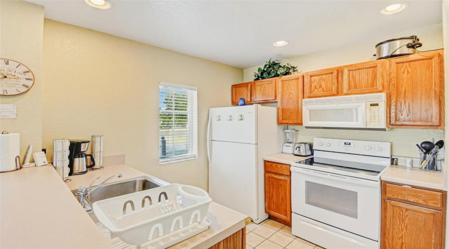 KISSIMMEE, Florida 34746, 4 Bedrooms Bedrooms, ,3 BathroomsBathrooms,Residential,For Sale,LODI,0,MFRO6407169
