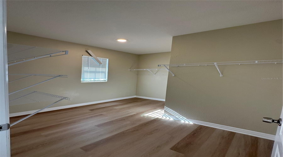 DAVENPORT, Florida 33837, 5 Bedrooms Bedrooms, ,3 BathroomsBathrooms,Residential,For Sale,BERRY,0,MFRO6407356