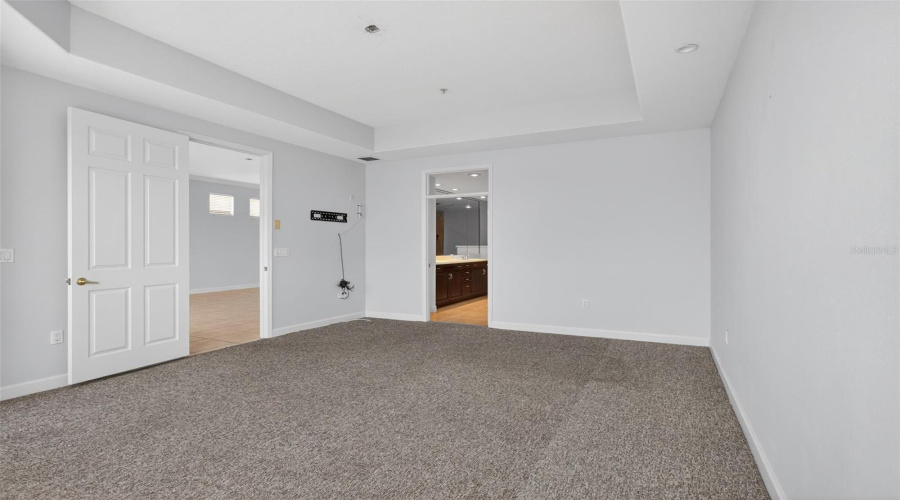 ORLANDO, Florida 32836, 3 Bedrooms Bedrooms, ,2 BathroomsBathrooms,Residential,For Sale,THE ESPLANADE,0,MFRO6407387