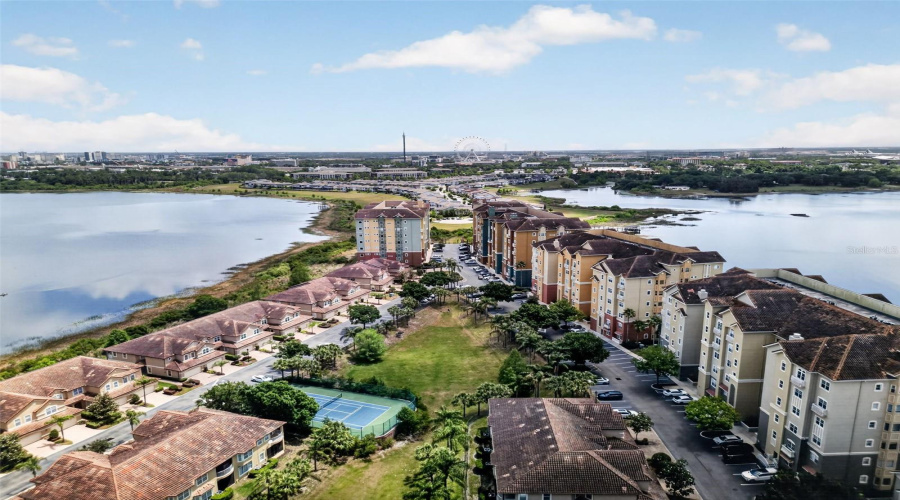 ORLANDO, Florida 32836, 3 Bedrooms Bedrooms, ,2 BathroomsBathrooms,Residential,For Sale,THE ESPLANADE,0,MFRO6407387