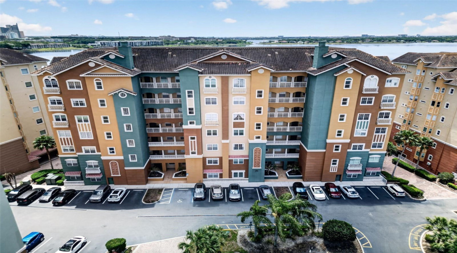 ORLANDO, Florida 32836, 3 Bedrooms Bedrooms, ,2 BathroomsBathrooms,Residential,For Sale,THE ESPLANADE,0,MFRO6407387