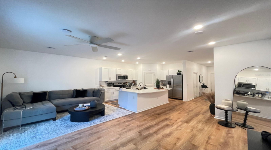 KISSIMMEE, Florida 34746, 3 Bedrooms Bedrooms, ,2 BathroomsBathrooms,Residential,For Sale,DAVENPORT CREEK,0,MFRS5149729