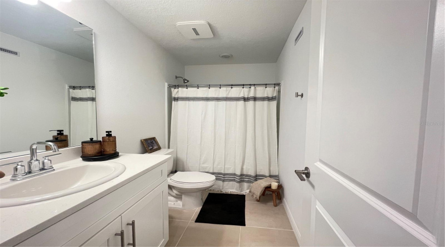 KISSIMMEE, Florida 34746, 3 Bedrooms Bedrooms, ,2 BathroomsBathrooms,Residential,For Sale,DAVENPORT CREEK,0,MFRS5149729