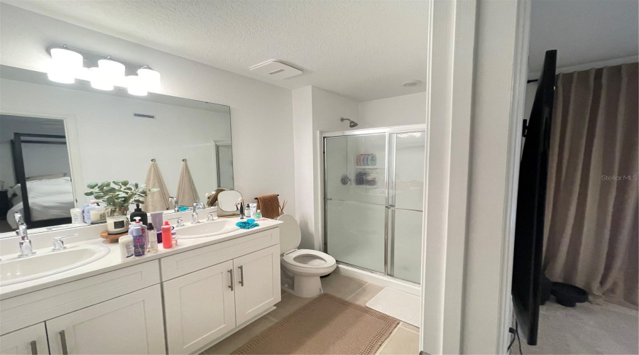 KISSIMMEE, Florida 34746, 3 Bedrooms Bedrooms, ,2 BathroomsBathrooms,Residential,For Sale,DAVENPORT CREEK,0,MFRS5149729