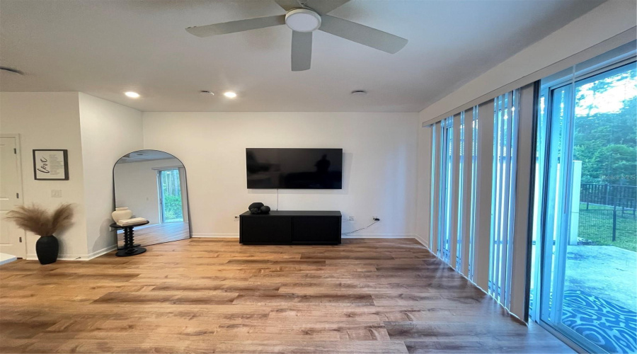 KISSIMMEE, Florida 34746, 3 Bedrooms Bedrooms, ,2 BathroomsBathrooms,Residential,For Sale,DAVENPORT CREEK,0,MFRS5149729