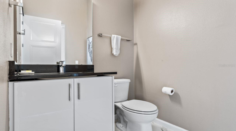 DAVENPORT, Florida 33837, 13 Bedrooms Bedrooms, ,10 BathroomsBathrooms,Residential,For Sale,OAK BLOSSOM,0,MFRO6404713