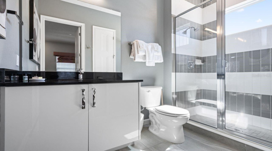 DAVENPORT, Florida 33837, 13 Bedrooms Bedrooms, ,10 BathroomsBathrooms,Residential,For Sale,OAK BLOSSOM,0,MFRO6404713