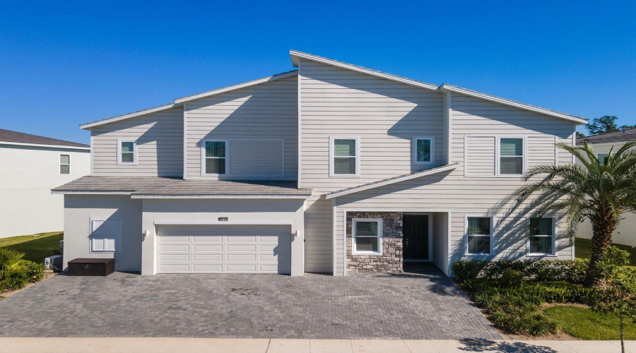 DAVENPORT, Florida 33837, 13 Bedrooms Bedrooms, ,10 BathroomsBathrooms,Residential,For Sale,OAK BLOSSOM,0,MFRO6404713