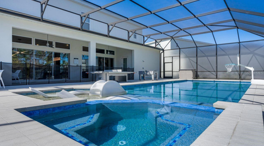 DAVENPORT, Florida 33837, 13 Bedrooms Bedrooms, ,10 BathroomsBathrooms,Residential,For Sale,OAK BLOSSOM,0,MFRO6404713