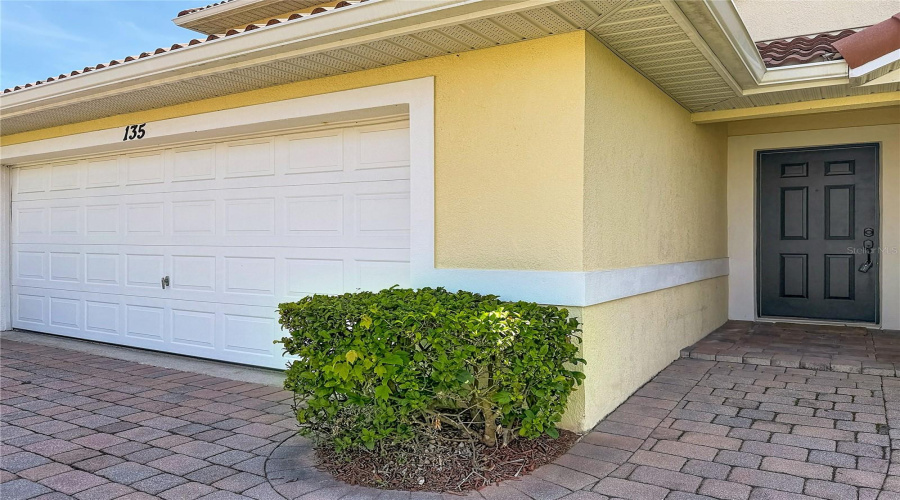 DAVENPORT, Florida 33896, 4 Bedrooms Bedrooms, ,3 BathroomsBathrooms,Residential,For Sale,ROBIN,0,MFRO6407121
