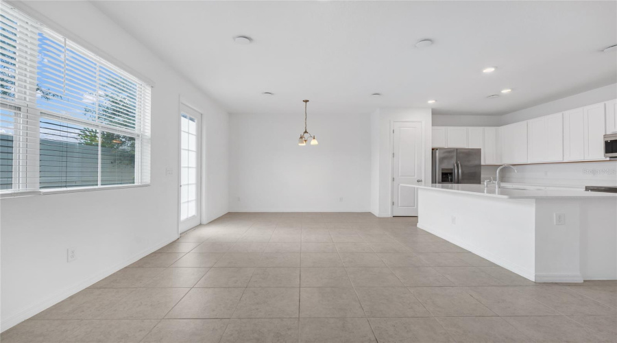 DAVENPORT, Florida 33896, 3 Bedrooms Bedrooms, ,2 BathroomsBathrooms,Residential,For Sale,LONGBOAT,0,MFRO6407264