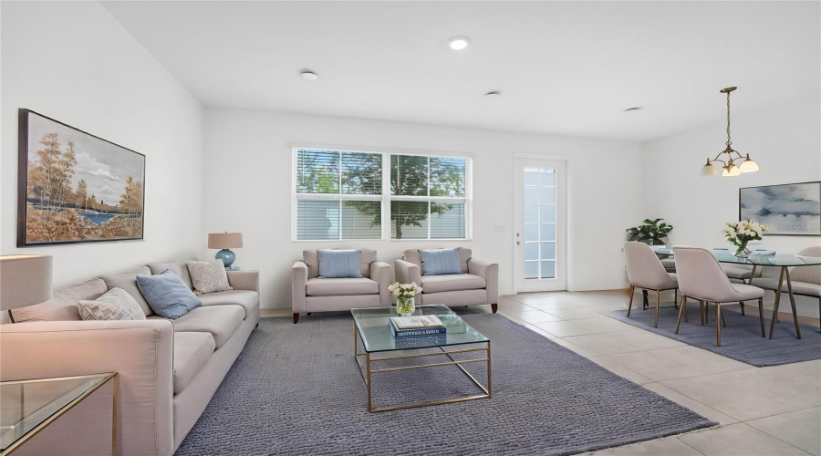 DAVENPORT, Florida 33896, 3 Bedrooms Bedrooms, ,2 BathroomsBathrooms,Residential,For Sale,LONGBOAT,0,MFRO6407264
