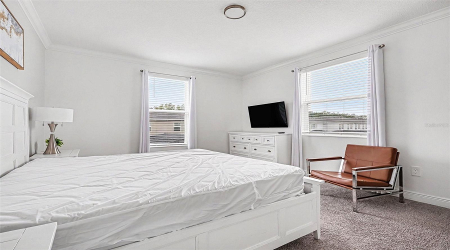 KISSIMMEE, Florida 34746, 5 Bedrooms Bedrooms, ,5 BathroomsBathrooms,Residential,For Sale,RHYME,0,MFRTB8505515