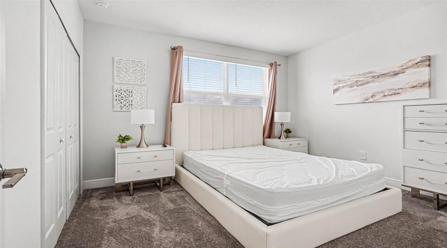 KISSIMMEE, Florida 34746, 5 Bedrooms Bedrooms, ,5 BathroomsBathrooms,Residential,For Sale,RHYME,0,MFRTB8505515