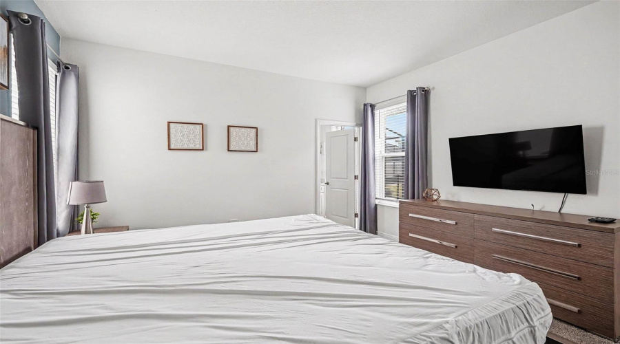 KISSIMMEE, Florida 34746, 5 Bedrooms Bedrooms, ,5 BathroomsBathrooms,Residential,For Sale,RHYME,0,MFRTB8505515