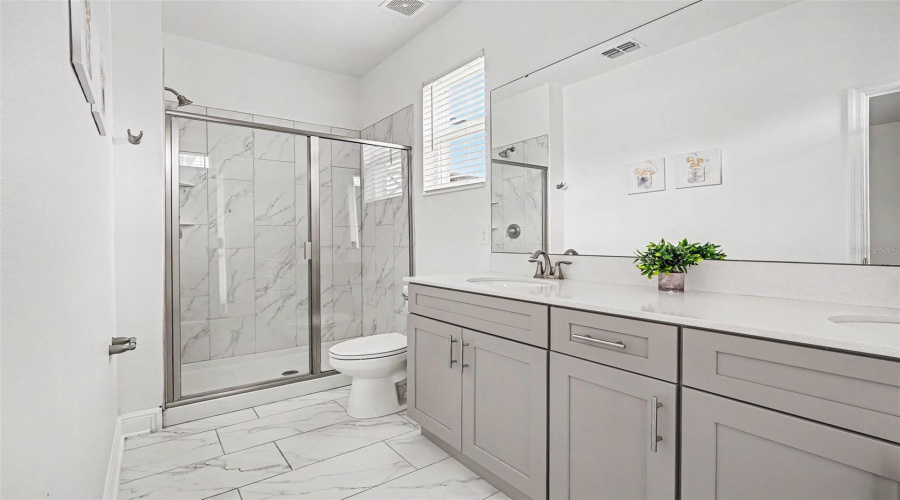 KISSIMMEE, Florida 34746, 5 Bedrooms Bedrooms, ,5 BathroomsBathrooms,Residential,For Sale,RHYME,0,MFRTB8505515