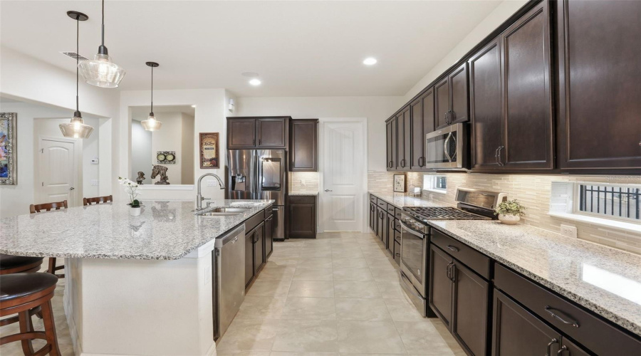 ORLANDO, Florida 32836, 7 Bedrooms Bedrooms, ,5 BathroomsBathrooms,Residential,For Sale,CITRON OAKS,0,MFRTB8507076