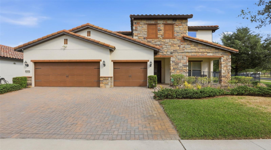ORLANDO, Florida 32836, 7 Bedrooms Bedrooms, ,5 BathroomsBathrooms,Residential,For Sale,CITRON OAKS,0,MFRTB8507076