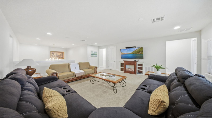 ORLANDO, Florida 32836, 7 Bedrooms Bedrooms, ,5 BathroomsBathrooms,Residential,For Sale,CITRON OAKS,0,MFRTB8507076
