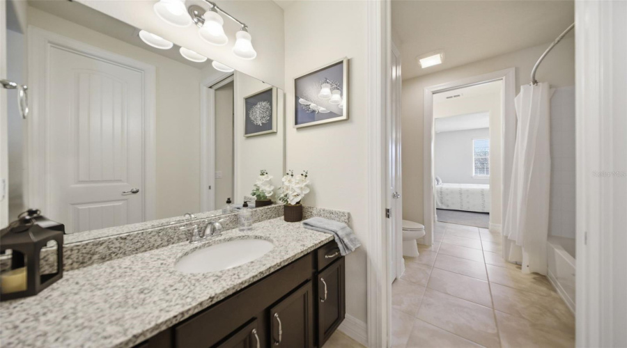 ORLANDO, Florida 32836, 7 Bedrooms Bedrooms, ,5 BathroomsBathrooms,Residential,For Sale,CITRON OAKS,0,MFRTB8507076
