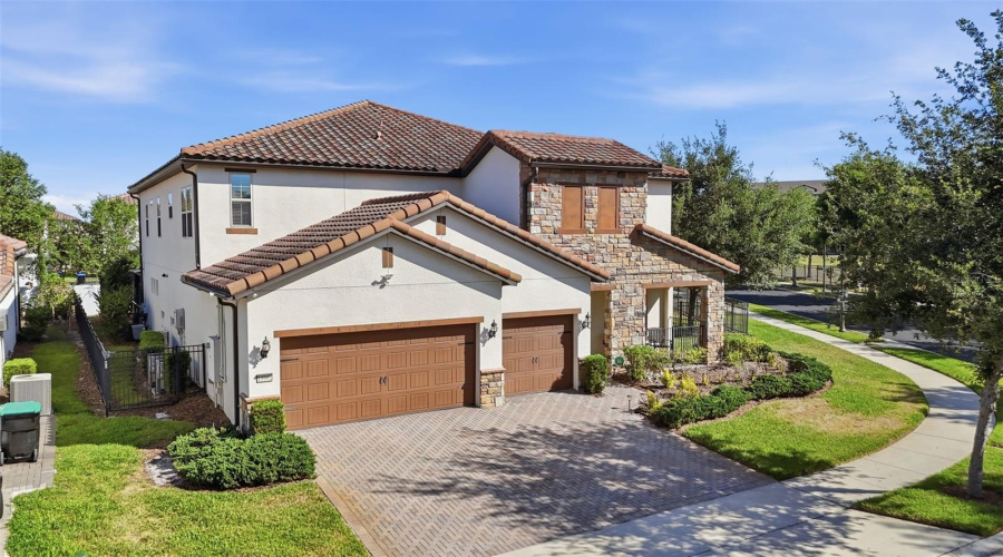 ORLANDO, Florida 32836, 7 Bedrooms Bedrooms, ,5 BathroomsBathrooms,Residential,For Sale,CITRON OAKS,0,MFRTB8507076