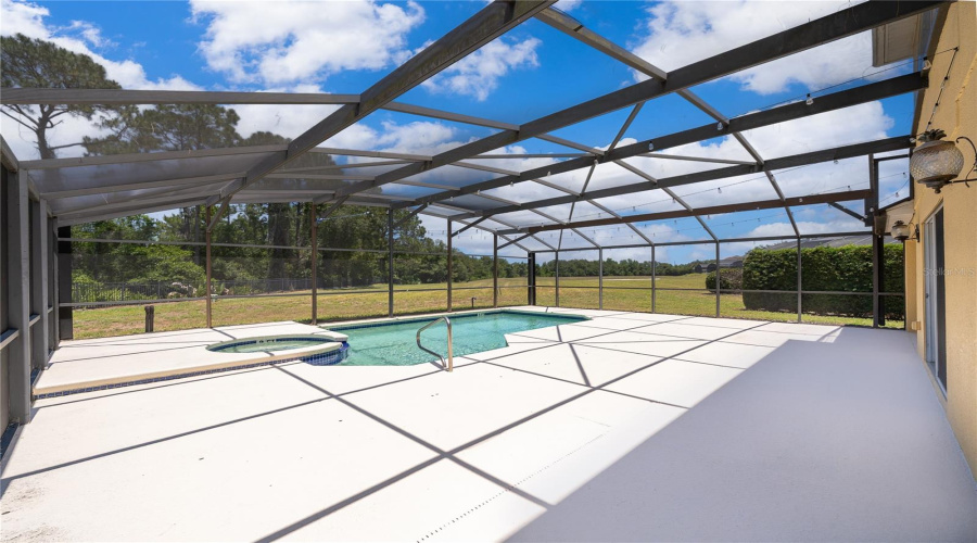KISSIMMEE, Florida 34747, 5 Bedrooms Bedrooms, ,4 BathroomsBathrooms,Residential,For Sale,LIDO KEY,0,MFRO6406836