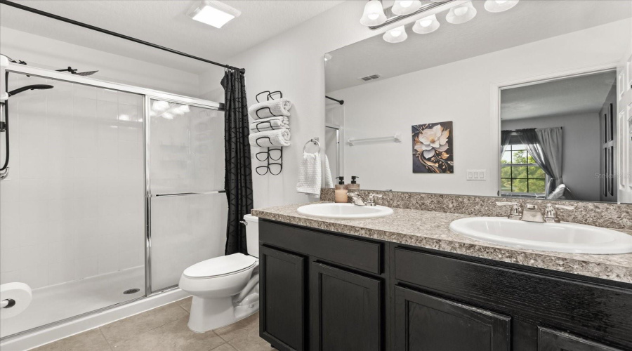 DAVENPORT, Florida 33837, 3 Bedrooms Bedrooms, ,2 BathroomsBathrooms,Residential,For Sale,PRIMROSE,0,MFRO6404727