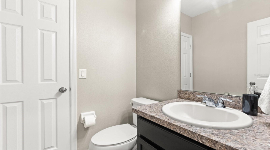 DAVENPORT, Florida 33837, 3 Bedrooms Bedrooms, ,2 BathroomsBathrooms,Residential,For Sale,PRIMROSE,0,MFRO6404727