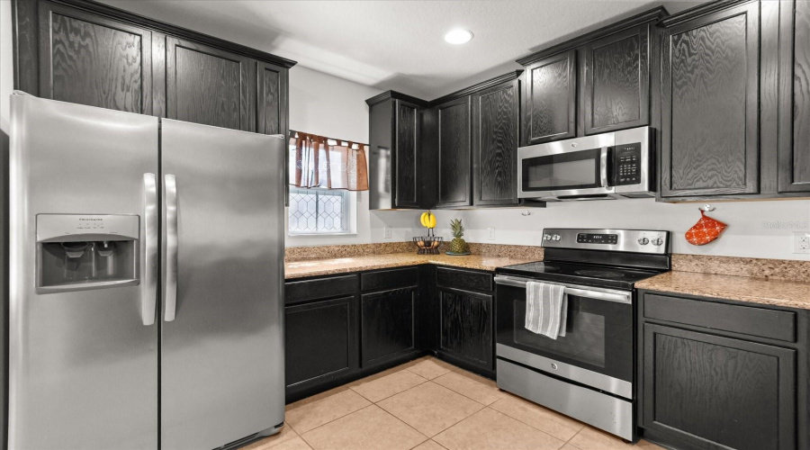 DAVENPORT, Florida 33837, 3 Bedrooms Bedrooms, ,2 BathroomsBathrooms,Residential,For Sale,PRIMROSE,0,MFRO6404727