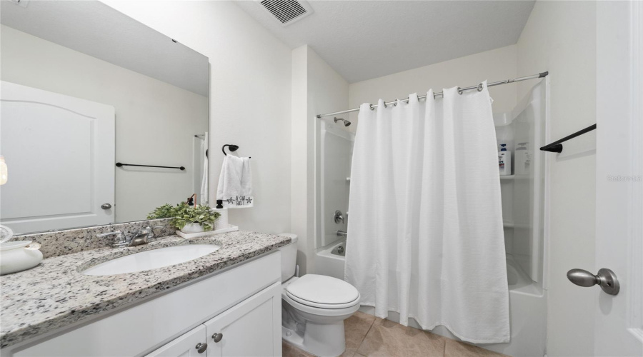 DAVENPORT, Florida 33837, 5 Bedrooms Bedrooms, ,3 BathroomsBathrooms,Residential,For Sale,BIG SUR,0,MFRS5149664