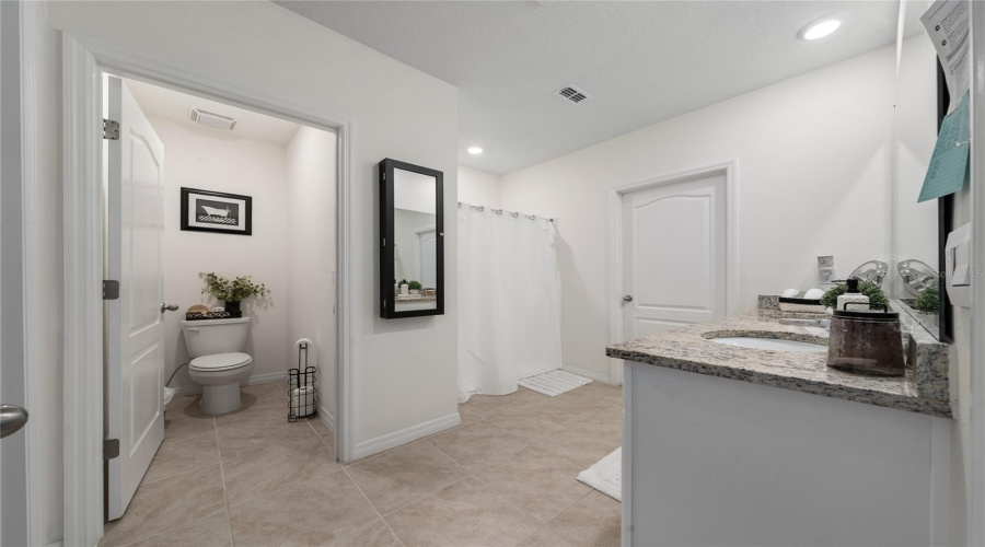 DAVENPORT, Florida 33837, 5 Bedrooms Bedrooms, ,3 BathroomsBathrooms,Residential,For Sale,BIG SUR,0,MFRS5149664