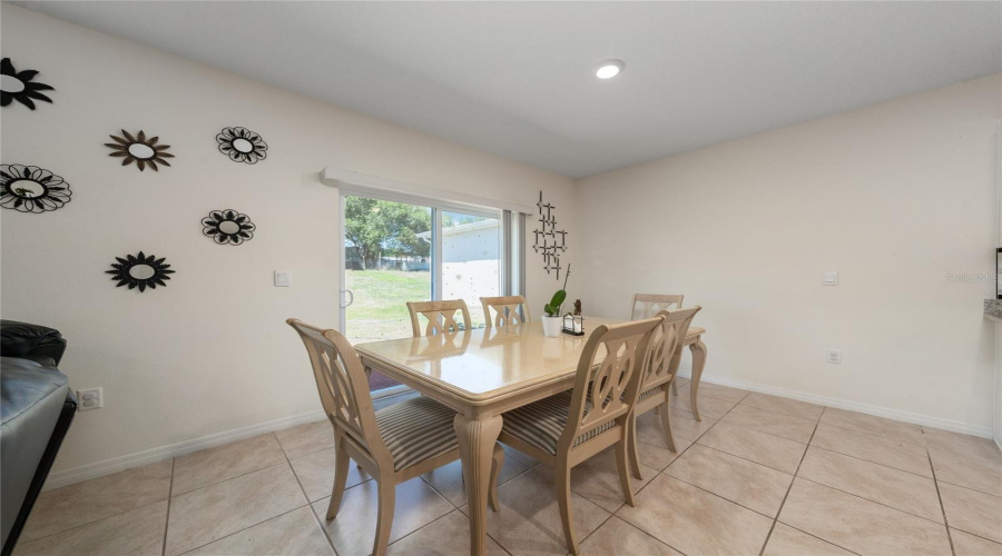 DAVENPORT, Florida 33837, 5 Bedrooms Bedrooms, ,3 BathroomsBathrooms,Residential,For Sale,BIG SUR,0,MFRS5149664