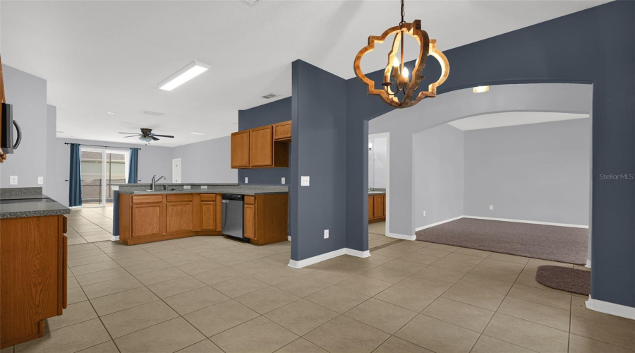 DAVENPORT, Florida 33837, 5 Bedrooms Bedrooms, ,3 BathroomsBathrooms,Residential,For Sale,SIGMUND,0,MFRO6407106