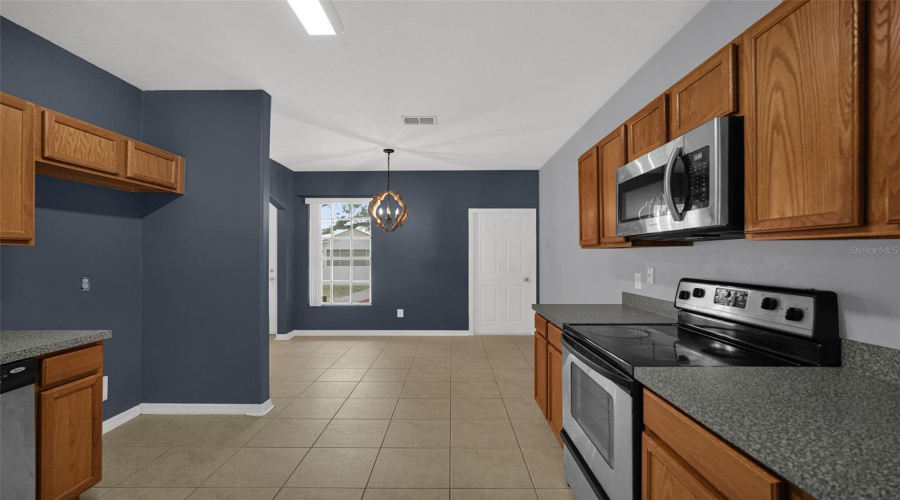 DAVENPORT, Florida 33837, 5 Bedrooms Bedrooms, ,3 BathroomsBathrooms,Residential,For Sale,SIGMUND,0,MFRO6407106