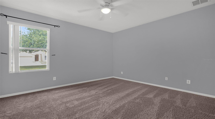 DAVENPORT, Florida 33837, 5 Bedrooms Bedrooms, ,3 BathroomsBathrooms,Residential,For Sale,SIGMUND,0,MFRO6407106