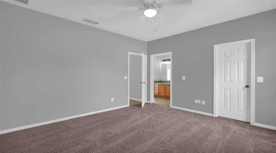 DAVENPORT, Florida 33837, 5 Bedrooms Bedrooms, ,3 BathroomsBathrooms,Residential,For Sale,SIGMUND,0,MFRO6407106