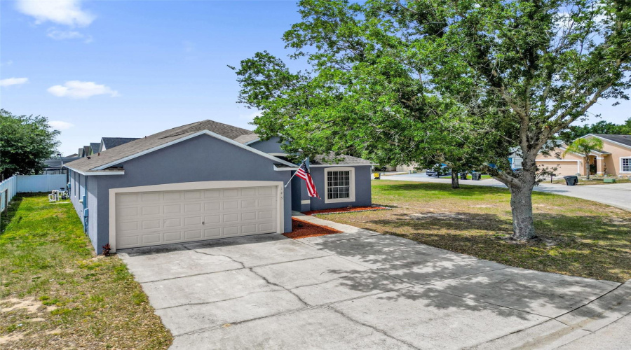 DAVENPORT, Florida 33837, 5 Bedrooms Bedrooms, ,3 BathroomsBathrooms,Residential,For Sale,SIGMUND,0,MFRO6407106