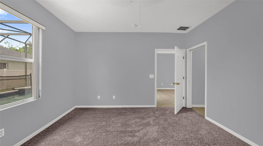 DAVENPORT, Florida 33837, 5 Bedrooms Bedrooms, ,3 BathroomsBathrooms,Residential,For Sale,SIGMUND,0,MFRO6407106