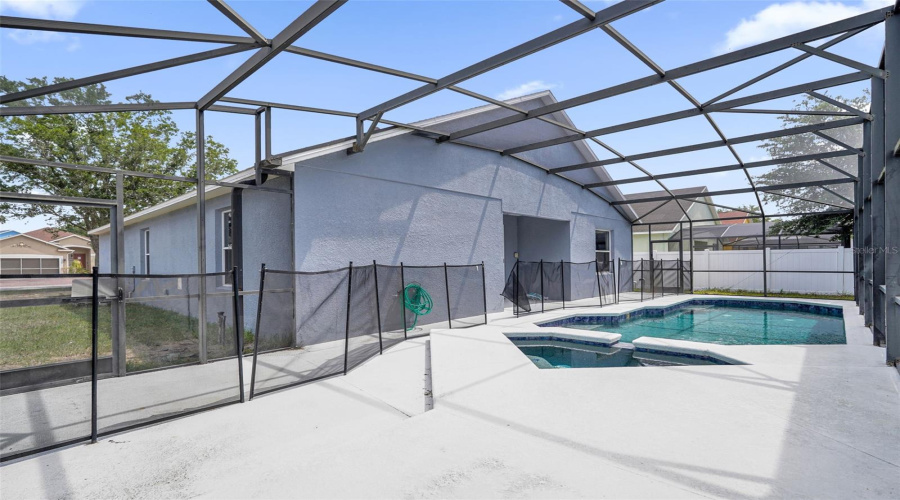 DAVENPORT, Florida 33837, 5 Bedrooms Bedrooms, ,3 BathroomsBathrooms,Residential,For Sale,SIGMUND,0,MFRO6407106