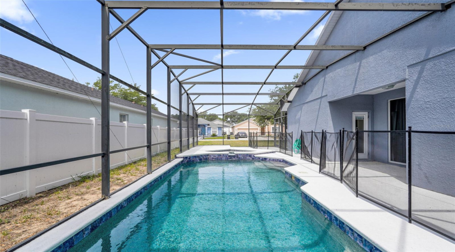 DAVENPORT, Florida 33837, 5 Bedrooms Bedrooms, ,3 BathroomsBathrooms,Residential,For Sale,SIGMUND,0,MFRO6407106