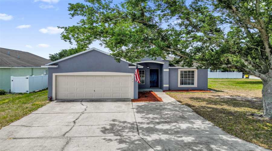 DAVENPORT, Florida 33837, 5 Bedrooms Bedrooms, ,3 BathroomsBathrooms,Residential,For Sale,SIGMUND,0,MFRO6407106