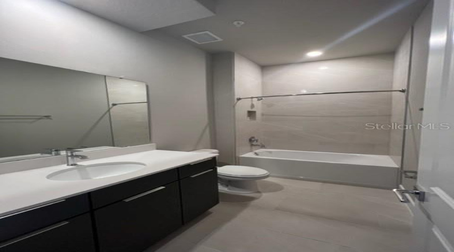 KISSIMMEE, Florida 34747, 4 Bedrooms Bedrooms, ,3 BathroomsBathrooms,Residential,For Sale,SANDY RIDGE,0,MFRO6165066