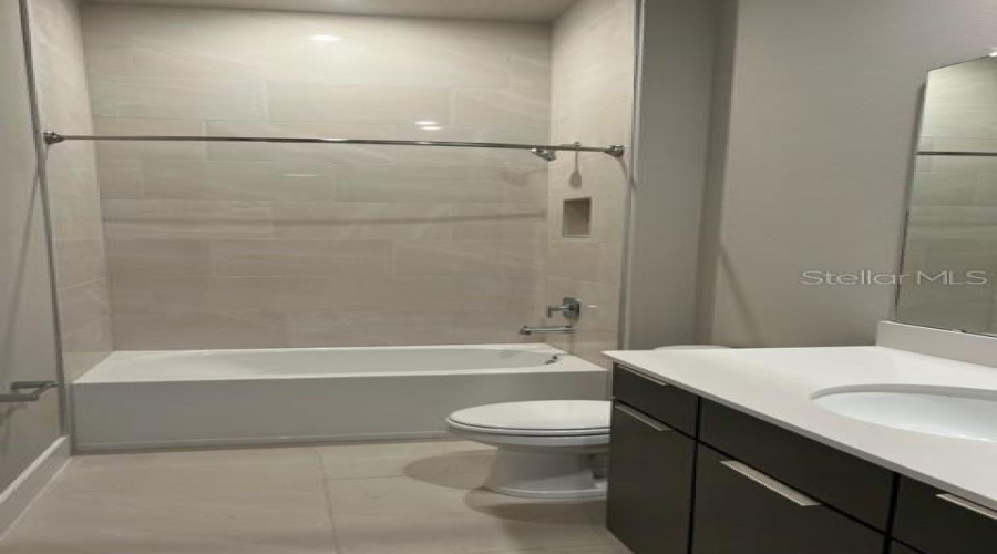 KISSIMMEE, Florida 34747, 4 Bedrooms Bedrooms, ,3 BathroomsBathrooms,Residential,For Sale,SANDY RIDGE,0,MFRO6165066