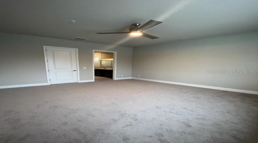 KISSIMMEE, Florida 34747, 4 Bedrooms Bedrooms, ,3 BathroomsBathrooms,Residential,For Sale,SANDY RIDGE,0,MFRO6165066