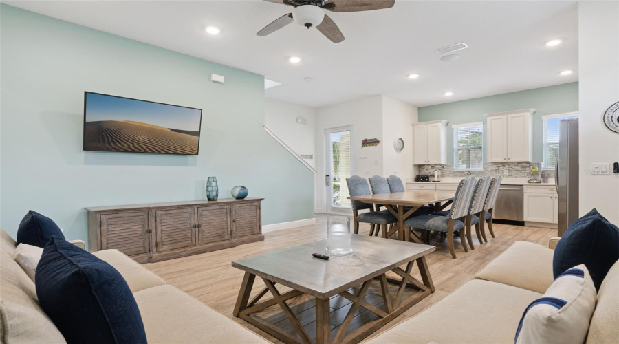KISSIMMEE, Florida 34747, 3 Bedrooms Bedrooms, ,3 BathroomsBathrooms,Residential,For Sale,PIRATE,0,MFRS5135670