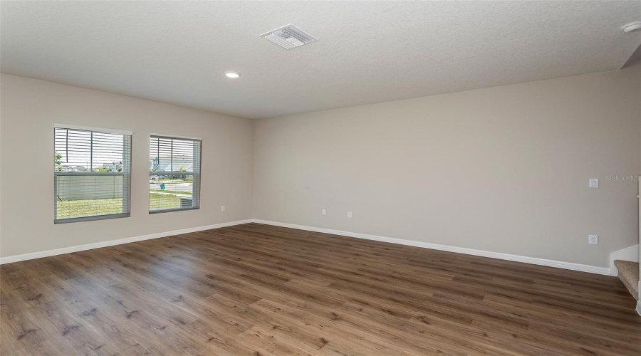 DAVENPORT, Florida 33837, 4 Bedrooms Bedrooms, ,2 BathroomsBathrooms,Residential,For Sale,HIKERS,0,MFRTB8508474