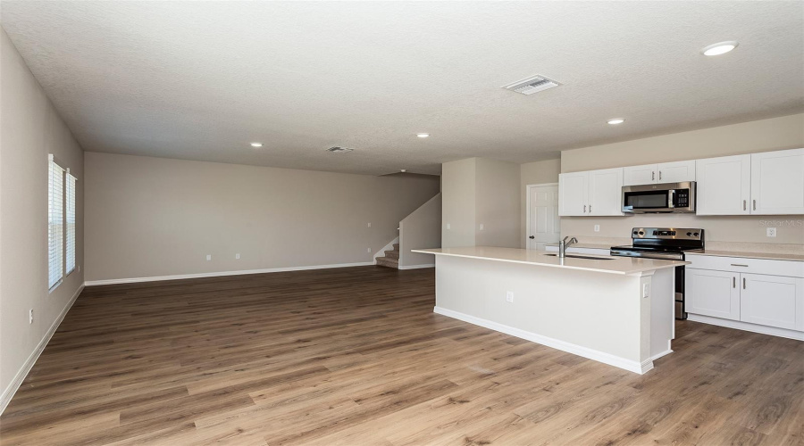 DAVENPORT, Florida 33837, 4 Bedrooms Bedrooms, ,2 BathroomsBathrooms,Residential,For Sale,HIKERS,0,MFRTB8508474